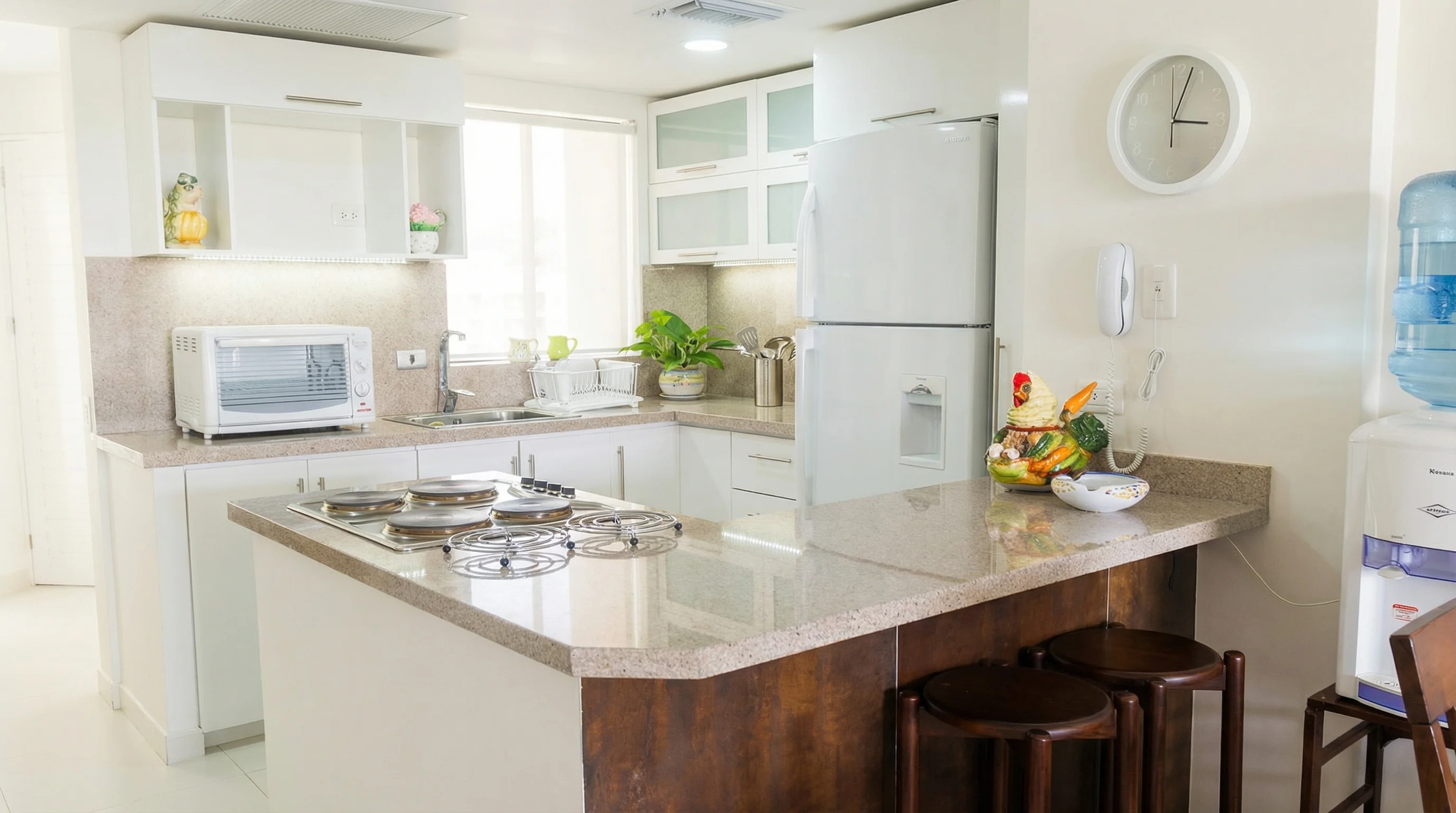 Bay Point 402 — Apartamento con vistas al mar